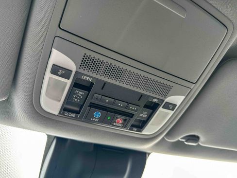 Used 2017 Acura MDX FWD w/ Advance Package image 39