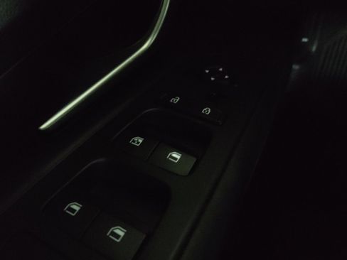 Used 2023 Hyundai Elantra SEL w/ Convenience Package image 27