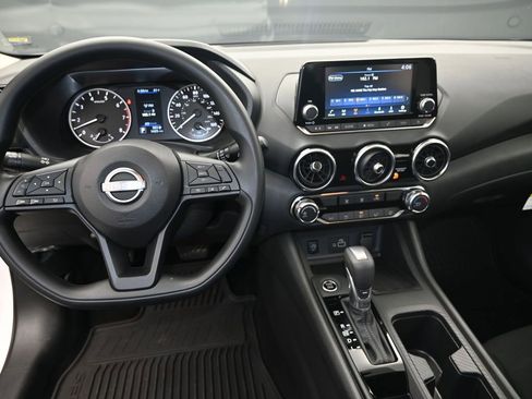 Certified 2025 Nissan Sentra S image 20
