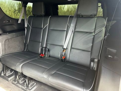 Used 2023 Cadillac Escalade ESV Premium Luxury image 11