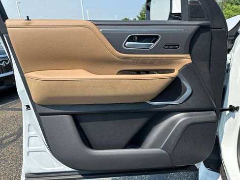 New 2027 INFINITI QX80 Luxe AWD/4WD image 35