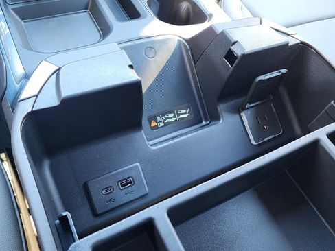 New 2026 GMC Sierra 1500 SLT w/ SLT Premium Plus Package image 34