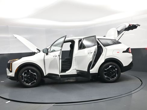 New 2026 Kia Sportage S AWD/4WD image 30