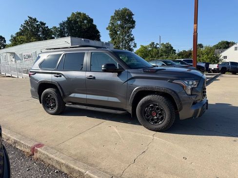 Used 2026 Toyota Sequoia TRD Pro AWD/4WD image 5