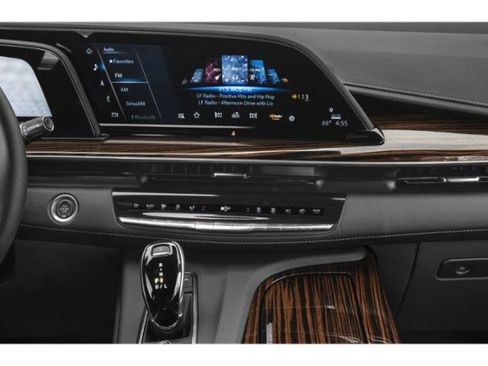 Certified 2023 Cadillac Escalade Premium Luxury w/ Performance Package AWD/4WD image 17