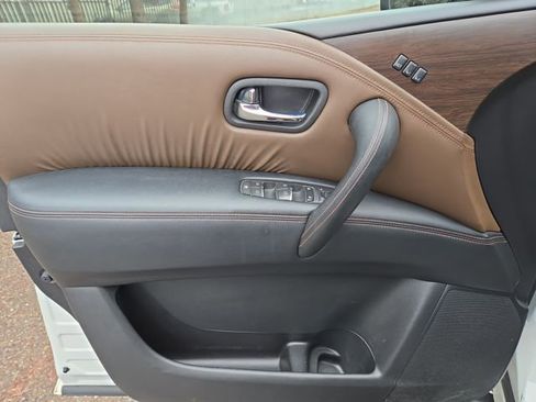 Used 2019 Nissan Armada Platinum image 14
