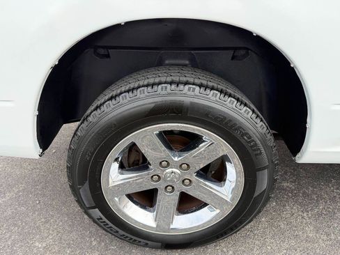 Used 2012 RAM 1500 Sport image 14