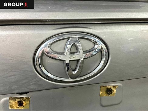 Used 2020 Toyota RAV4 XLE w/ Convenience Package image 31