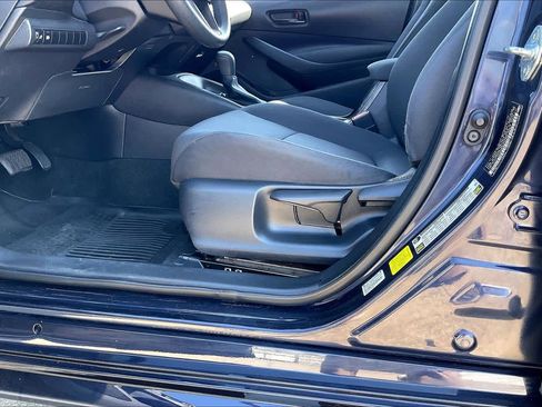 Used 2022 Toyota Corolla LE w/ LE Convenience Package image 36