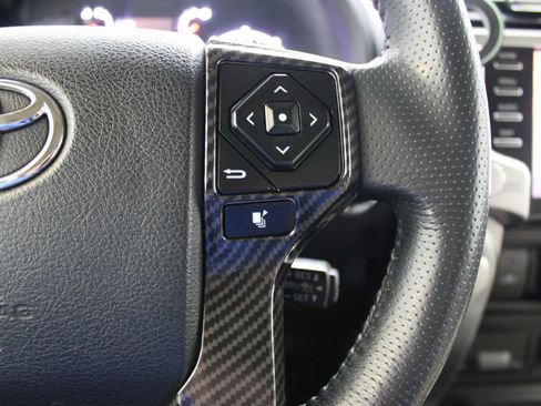 Used 2021 Toyota 4Runner SR5 Premium image 38