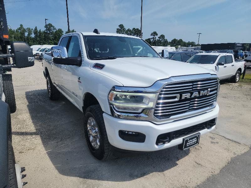 Used 2024 RAM 2500 Laramie AWD/4WD image 2
