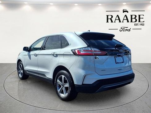 Used 2024 Ford Edge SEL w/ Convenience Package AWD/4WD image 5