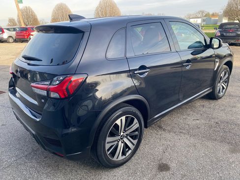 Used 2021 Mitsubishi Outlander Sport SE image 5