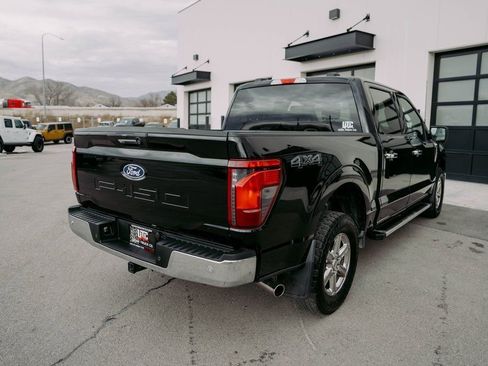 Used 2024 Ford F150 XLT w/ Tow/Haul Package image 8