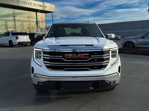 Used 2024 GMC Sierra 1500 SLT image 10
