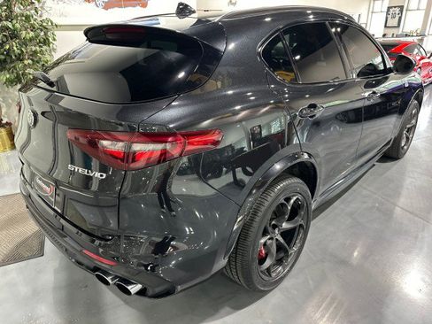 Used 2018 Alfa Romeo Stelvio Quadrifoglio w/ Driver Assist Dynamic Package AWD/4WD image 29