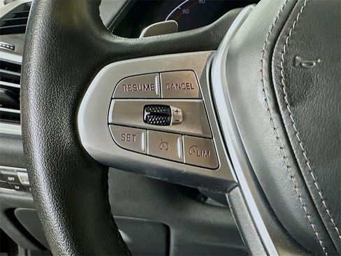 Used 2022 BMW X7 xDrive40i image 12