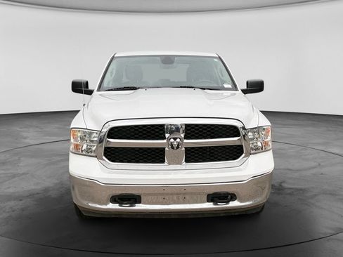 Used 2022 RAM 1500 Classic SLT AWD/4WD image 2