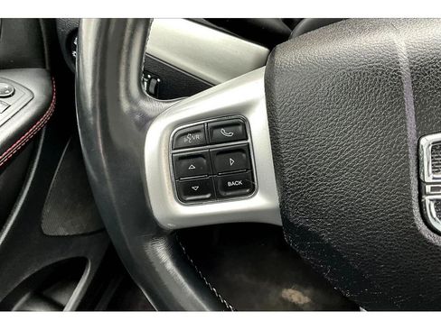 Used 2018 Dodge Grand Caravan GT FWD image 27