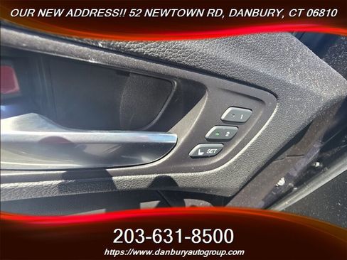 Used 2015 Acura TLX V6 FWD image 9