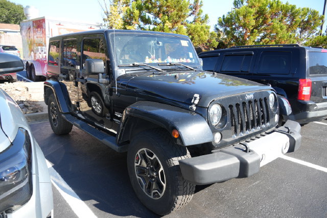 Used 2014 Jeep Wrangler Unlimited Sahara w/ Dual Top Group AWD/4WD image 1