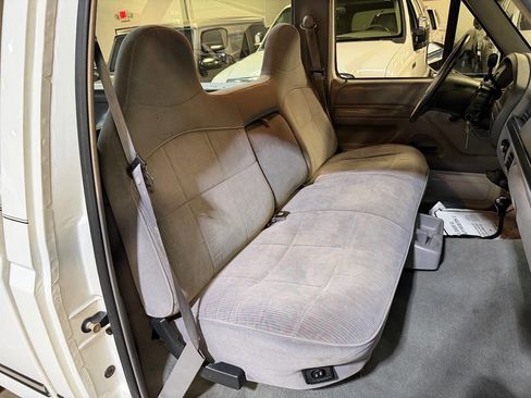 Used 1997 Ford F250 4x4 Regular Cab Heavy Duty image 22