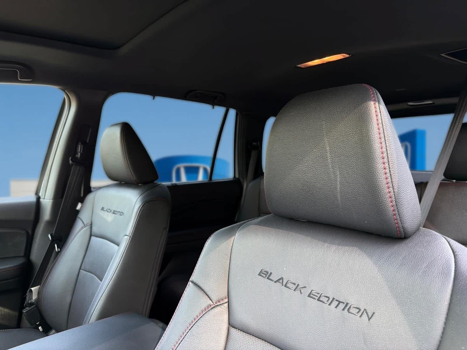 Used 2025 Honda Passport Black Edition image 14