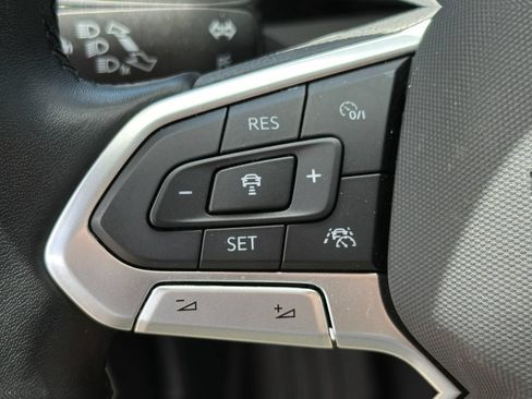 Used 2025 Volkswagen Jetta Sport FWD image 23