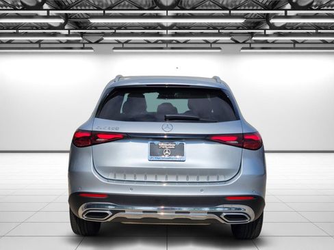 Used 2026 Mercedes-Benz GLC 300 image 8