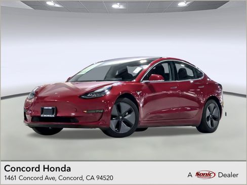 Used 2018 Tesla Model 3 Mid Range image 1