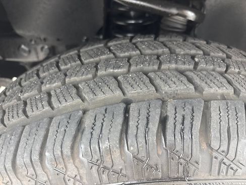 Used 2018 Toyota Tacoma SR5 AWD/4WD image 31