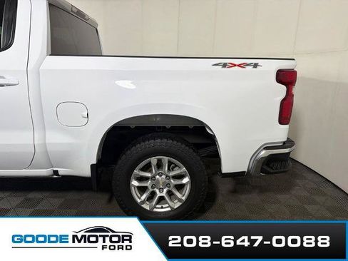Used 2022 Chevrolet Silverado 1500 LT w/ Max Trailering Package AWD/4WD image 5