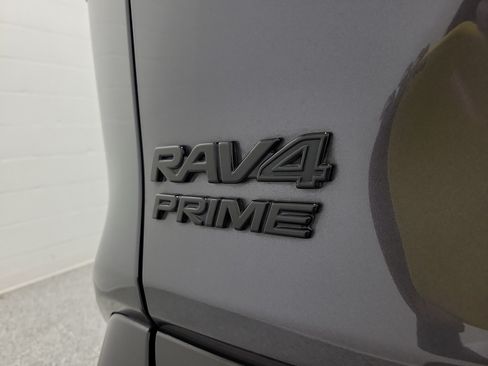 Used 2023 Toyota RAV4 XSE w/ Weather Package AWD/4WD image 6
