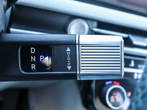 New 2025 Hyundai Tucson Limited image 27