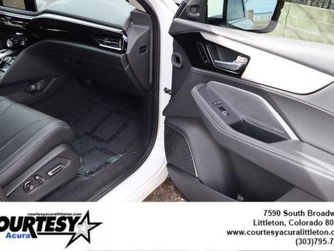 Certified 2025 Acura MDX w/Technology Package image 35