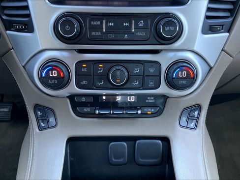 Used 2015 GMC Yukon SLT w/ HD Trailering Package image 33