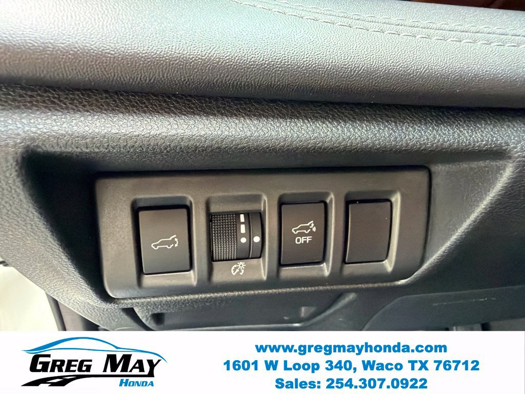 Used 2025 Subaru Outback Touring XT AWD/4WD image 28