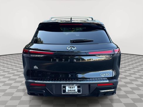 Used 2025 INFINITI QX60 Luxe w/ Cargo Package FWD image 7