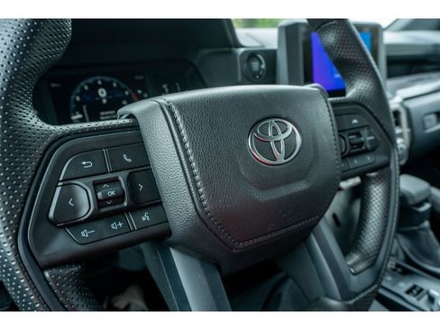 Used 2026 Toyota Tacoma SR5 AWD/4WD image 29