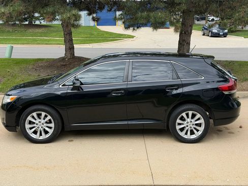 Used 2013 Toyota Venza LE AWD/4WD image 8