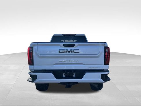 Used 2024 GMC Sierra 2500 Denali Ultimate w/ Max Trailering Package image 18