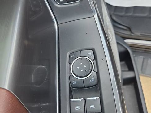Used 2021 Ford F150 Lariat w/ Equipment Group 502A High AWD/4WD image 12
