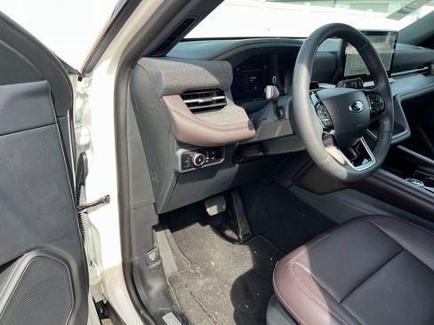 New 2026 Ford Explorer Platinum RWD image 20