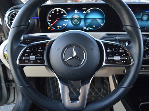 Used 2023 Mercedes-Benz CLA 250 image 14