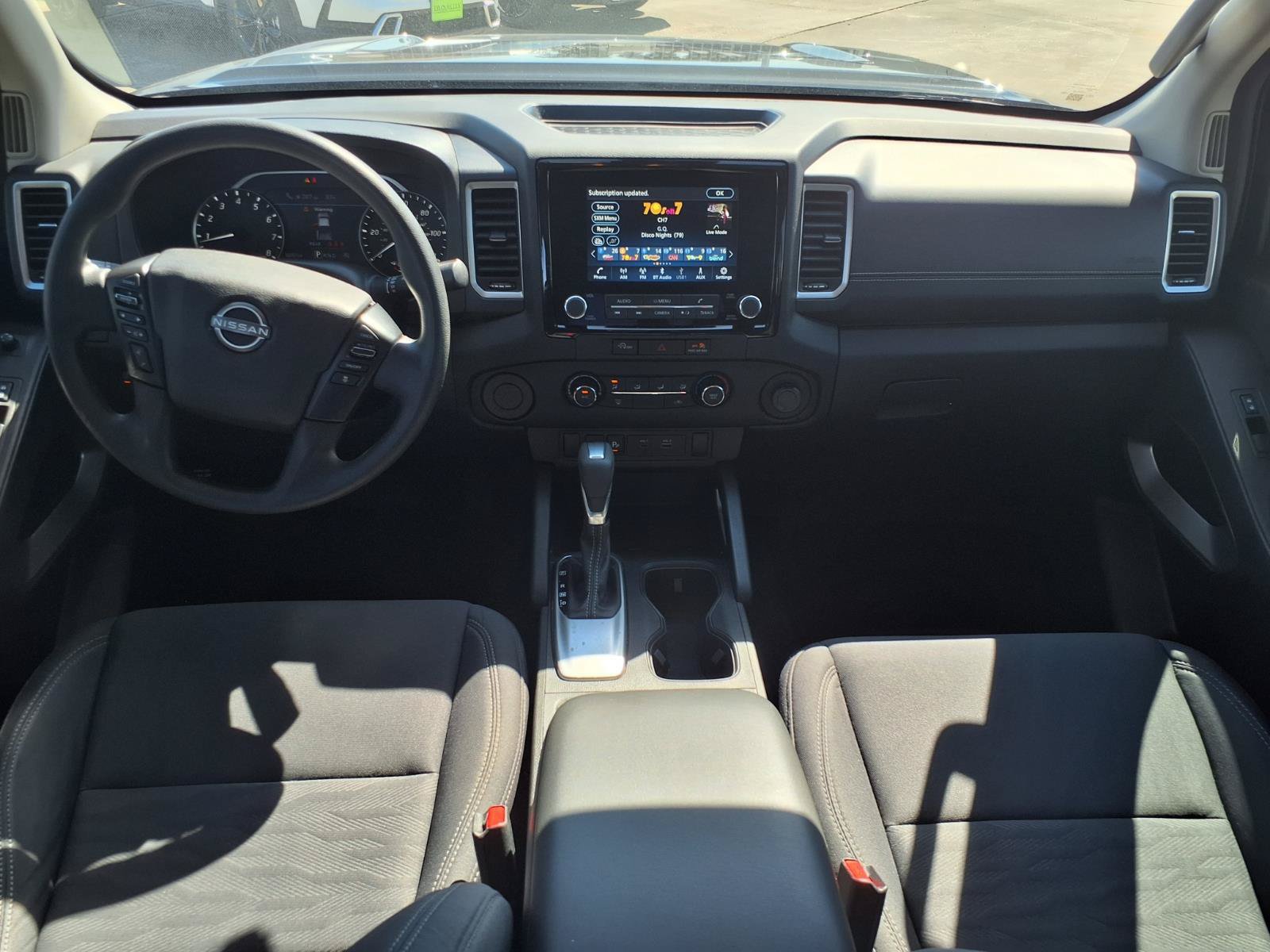 Used 2024 Nissan Frontier SV w/ Technology Package RWD image 11