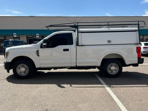Used 2018 Ford F250 XL w/ Power Equipment Group RWD image 6
