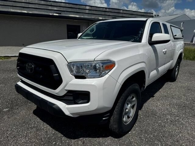 Used 2022 Toyota Tacoma SR w/ SR Convenience Package RWD image 2