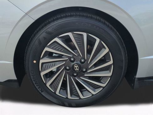 New 2026 Hyundai Sonata SEL FWD image 11