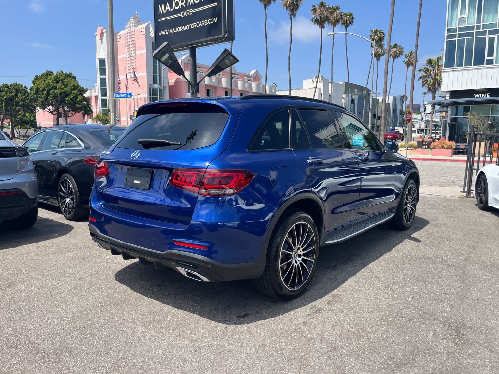 Used 2021 Mercedes-Benz GLC 300 w/ Driver Assistance Package image 5