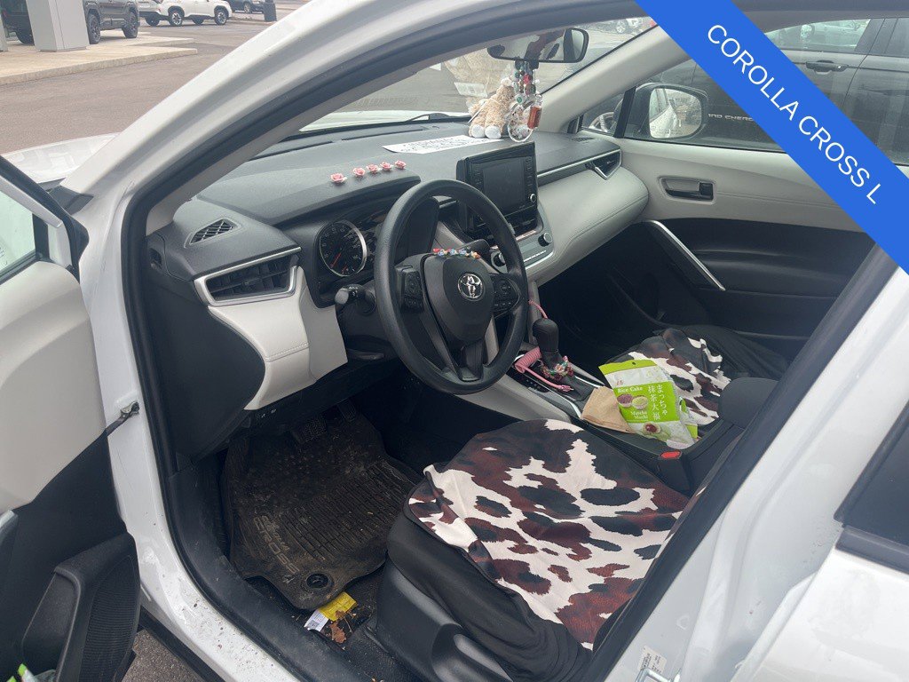 Used 2022 Toyota Corolla Cross L FWD image 7